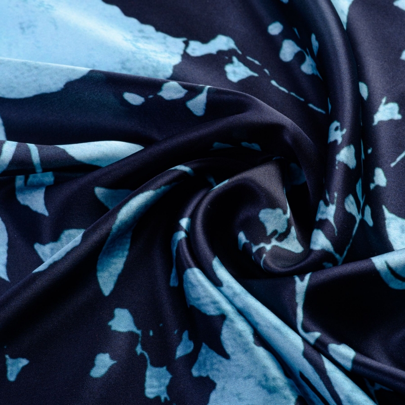Silk scarf S Gentle Touch marine