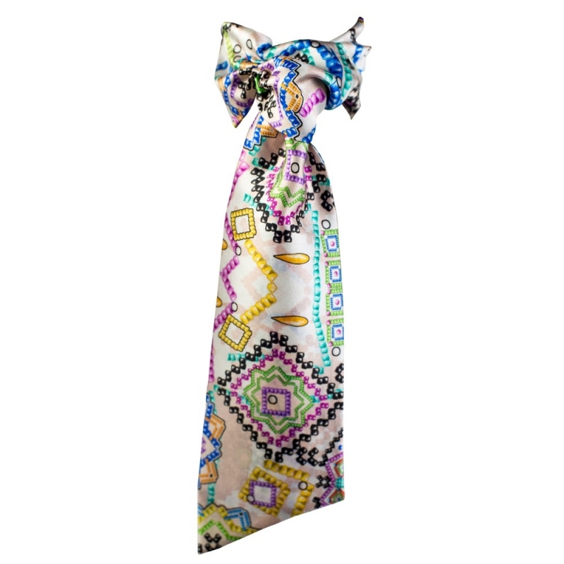 Cadou: Eşarfă cu volan şi Headband Candy Bar