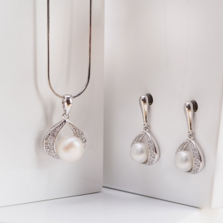 Set argint cercei si pandant White Pearls Drops