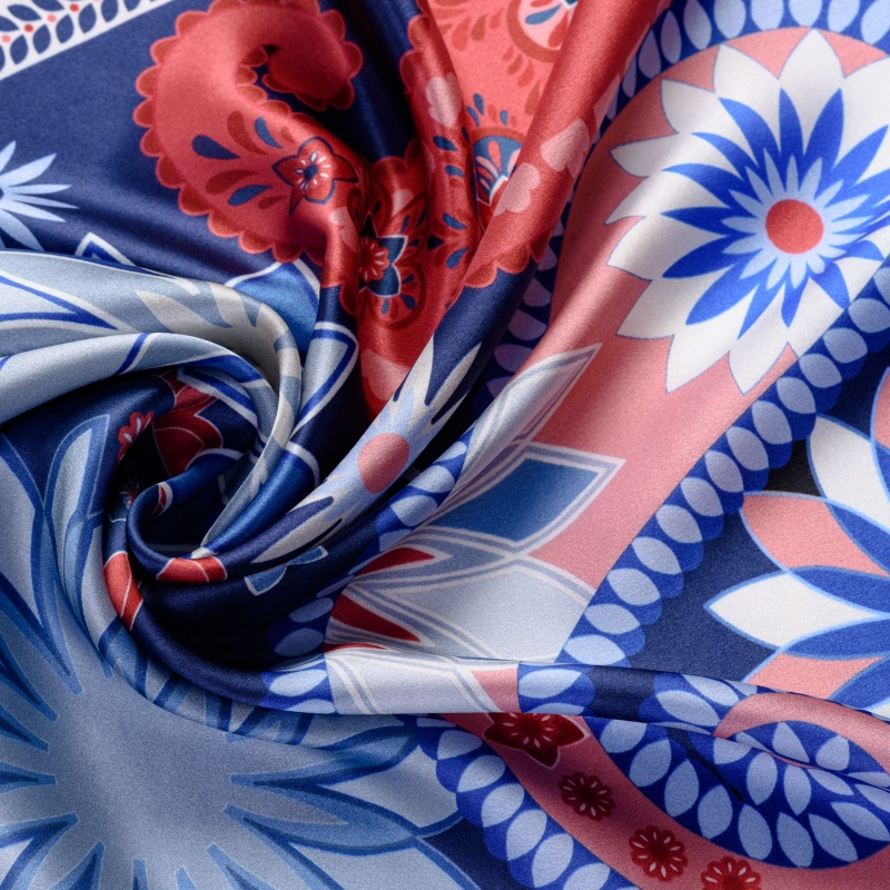 Silk scarf S Cityscape navy
