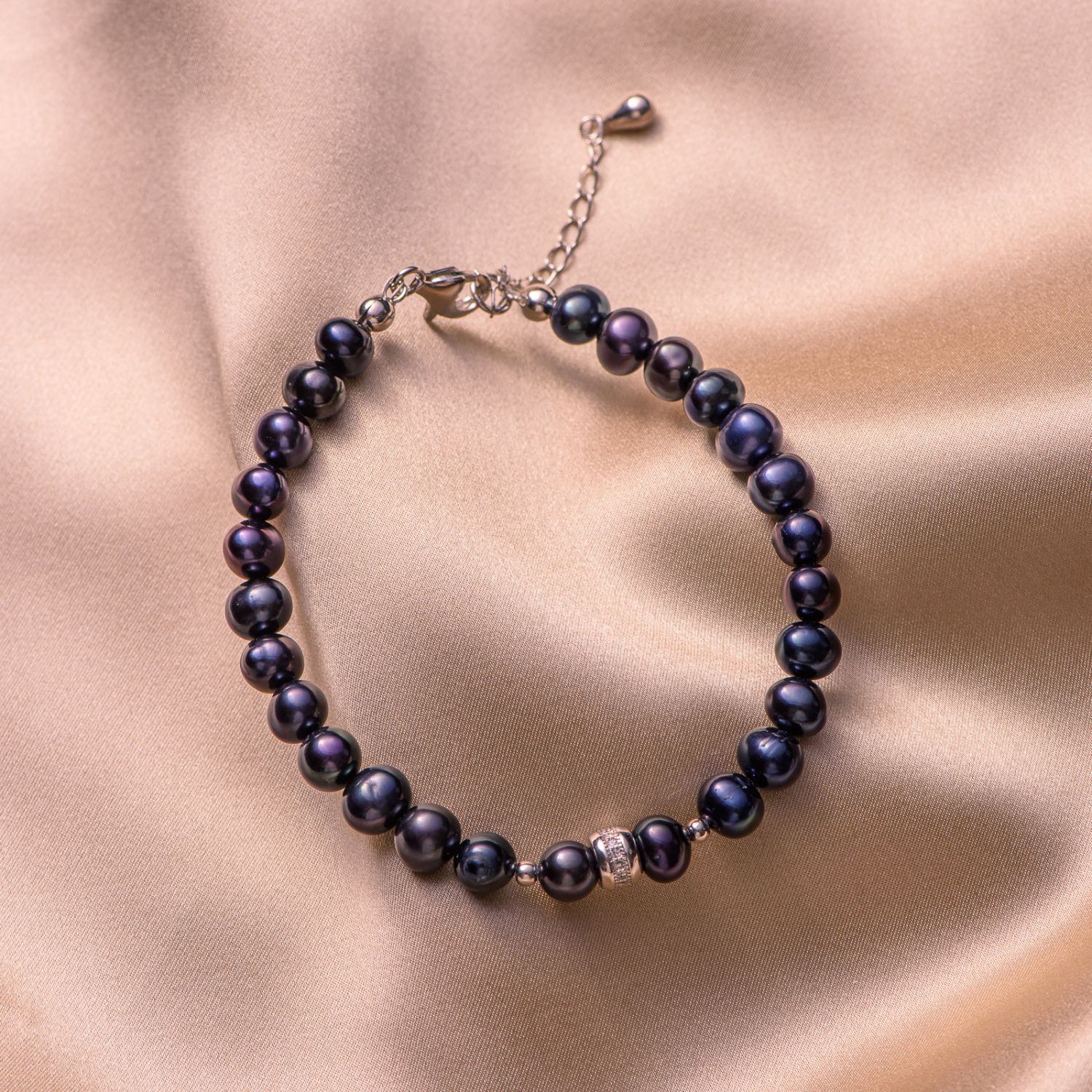 Sterling Silver Bracelet black -indigo pearls