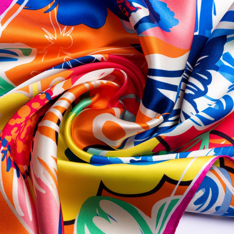 Silk scarf S Flower Kiss orange