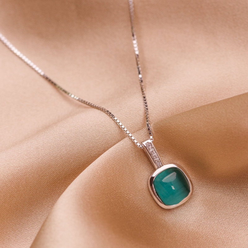 Set Esarfa matase S twill Parisienne blue si Colier argint Iconic Emerald Cat Eye