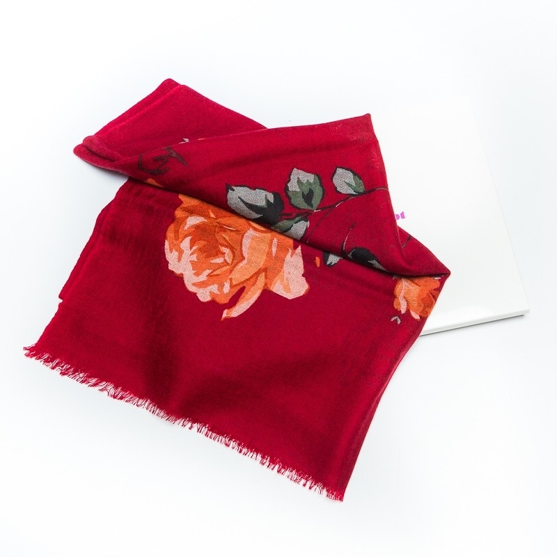 Wool Scarf Mila Schon bordo roses