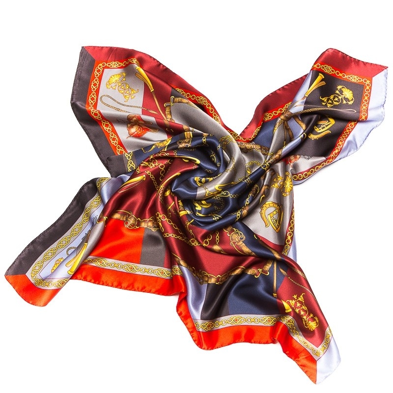 GIFT: silk scarf navy Sienna Marina D'Este and lapis lazuli and red coral bracelet