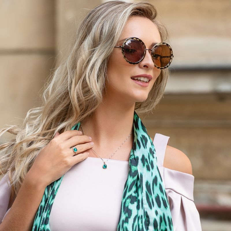 Gift Sterling 925 Silver Earrings, Necklace and Ring Iconic Emerald Cat Eye