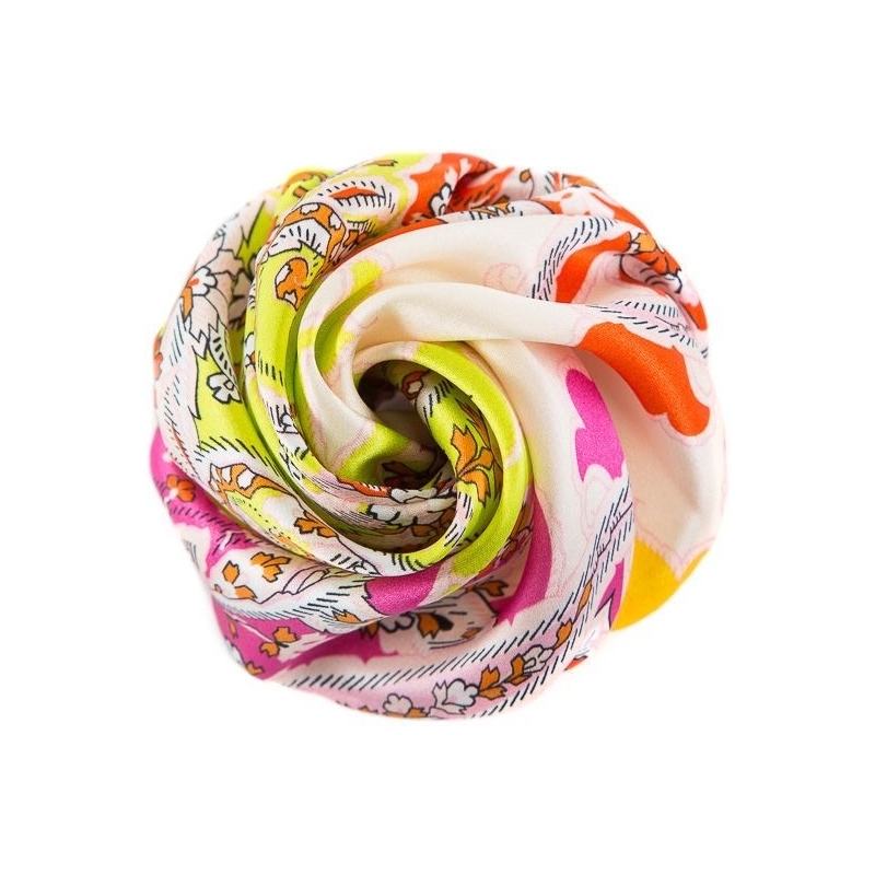 Paisley orange yellow hair rose 
