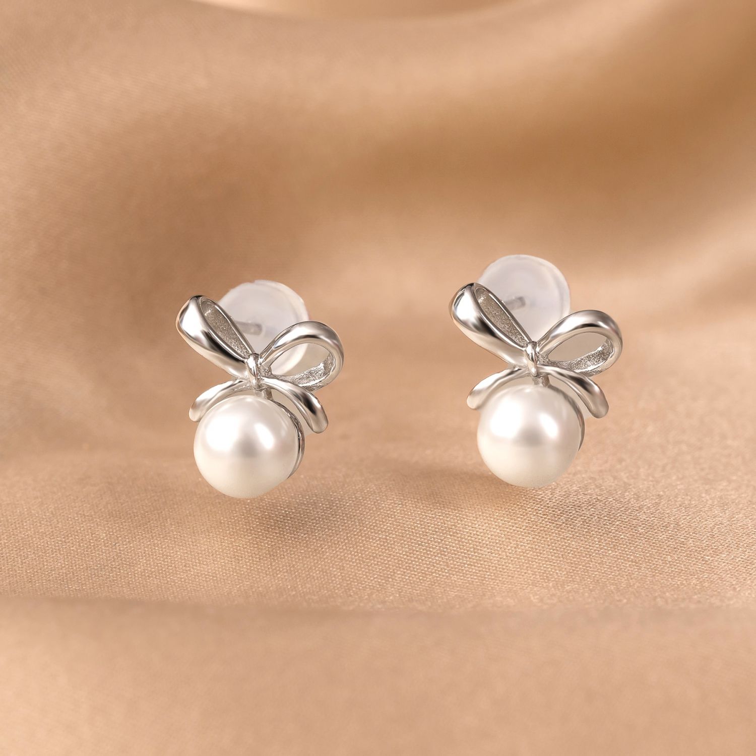 Cercei argint Minimal Bow & Pearl