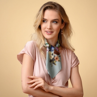 Gift Silk Scarf M Panier des Fleur Ming vert and Silver Earings with Uruguay agate, rose quartz, pearls