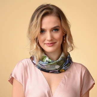 Gift Silk Scarf M Panier des Fleur Ming vert and Silver Earings with Uruguay agate, rose quartz, pearls