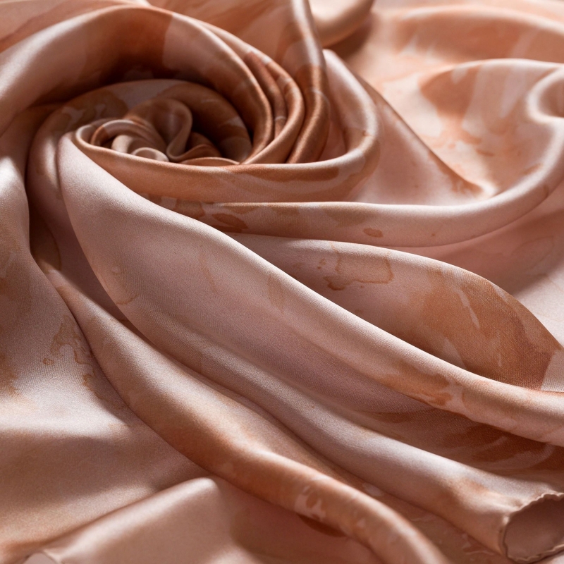 Esarfa matase Minimal Design golden beige