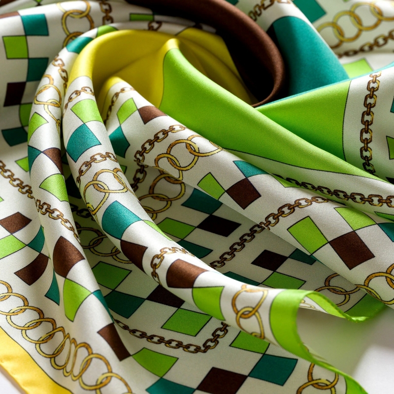 Silk scarf twill M Kisess from Lisbon green