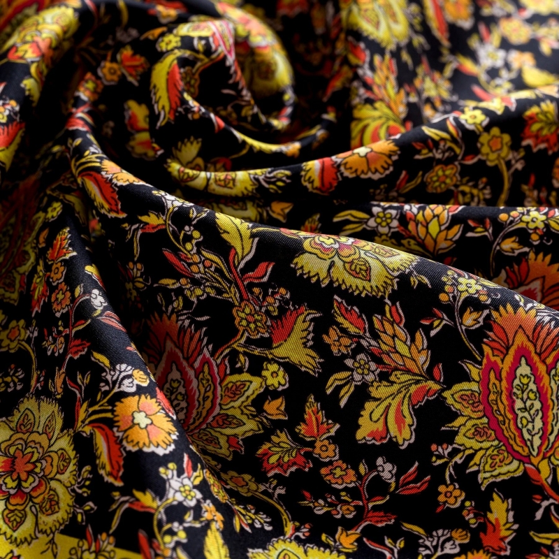 Silk scarf twill S Milagros Dourado