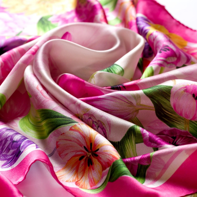 Silk scarf M Feel the Moment fucsia