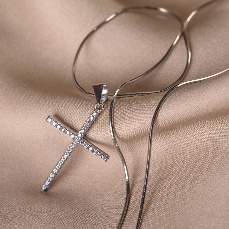 Colier argint Cross Full zirconia