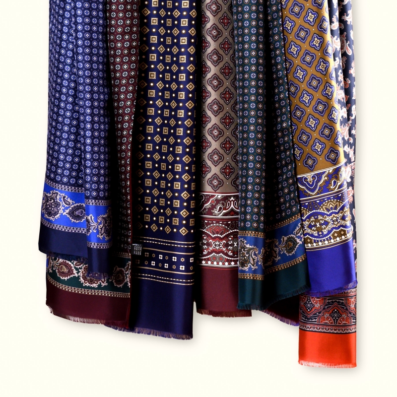 Men's silk and wool scarf Uomo Baresi paisley blu