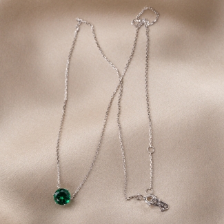 Sterling Silver Necklace Green Solitaire zirconia