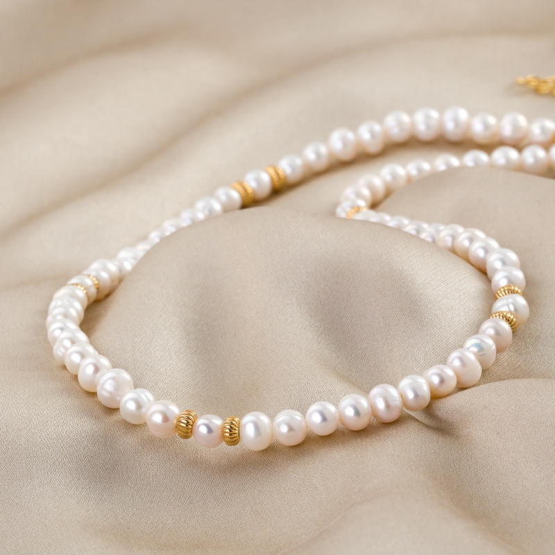 Sterling Silver Necklace Pearls Delight gold