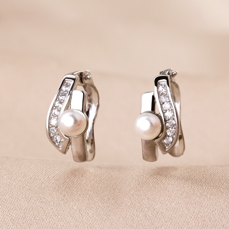 Sterling Silver Earrings Moment in a Rush Pearl