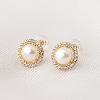 14K gold Classy Delight Earrings with white pearls