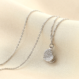 Colier argint 925 cu pandantiv inima si pietre de zirconiu transparent.