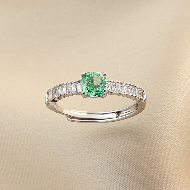 Adjustable Sterling Silver Ring Grace in Green, zirconia