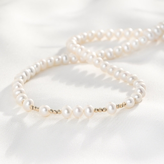 Colier Her Code perle de cultura, sfere de aur 14K