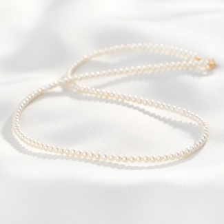 Necklace Essencial Line pearls 4.5 mm, 14K gold closure