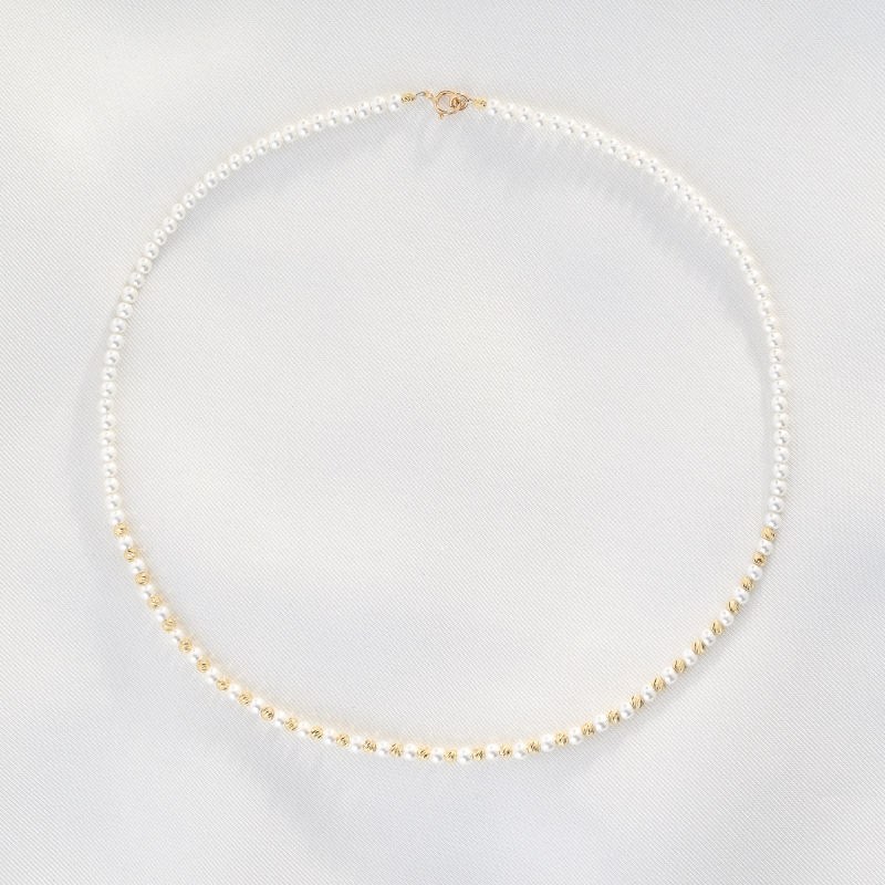 Colier Golden Grace perle scoica, 34 sfere de aur 14K