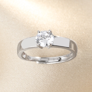 925 Sterling Silver Ring On Love. For Ever.