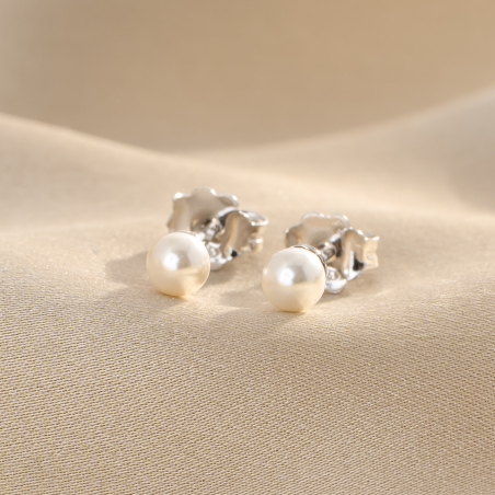 Minimal XS Pearl Line Silver Earrings