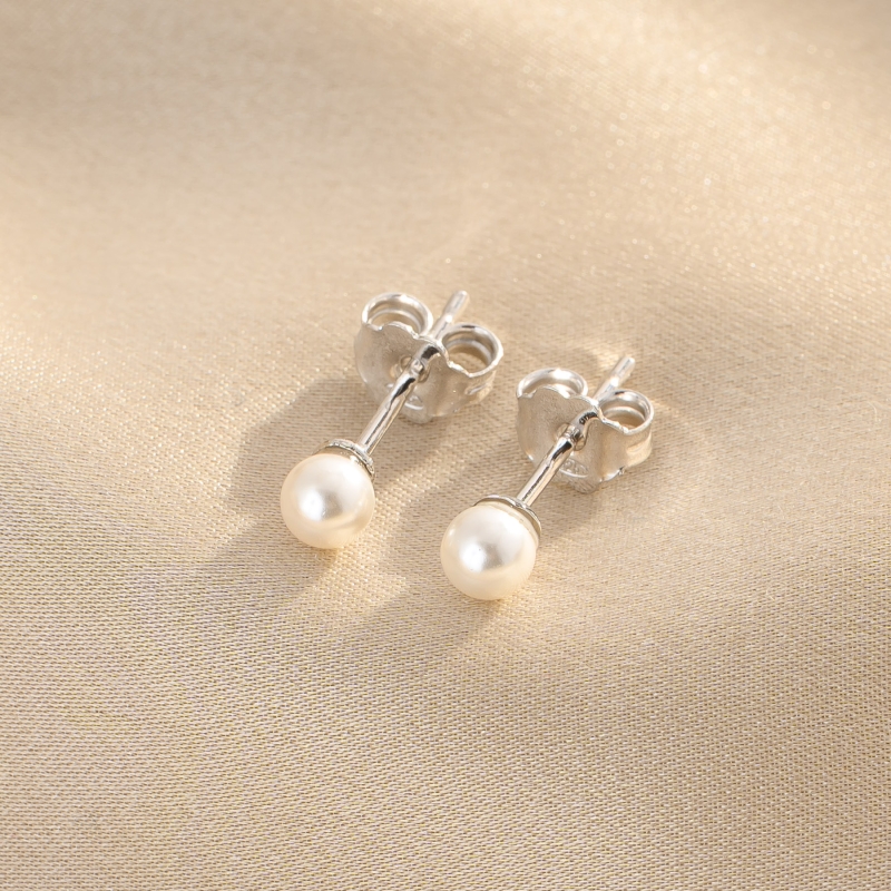 Minimal XS Pearl Line Silver Earrings