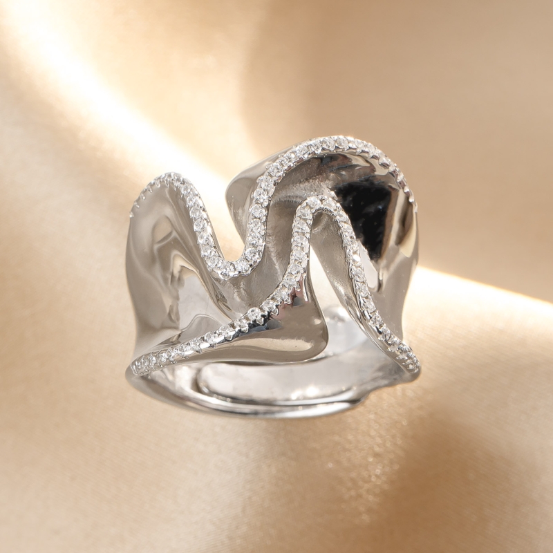 Silver Ring Liquid Power