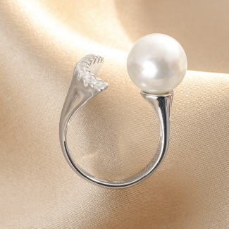 Silver Adjustable Ring Elle. La Perle