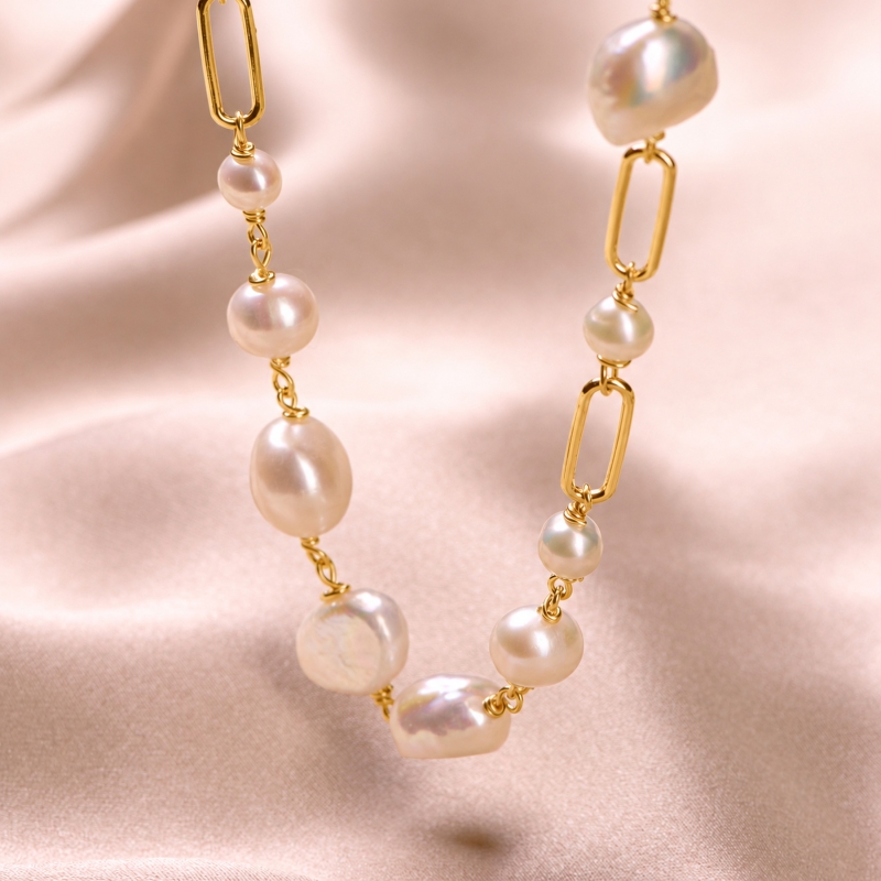 Colier argint Pearls Connection gold PREZENTARE