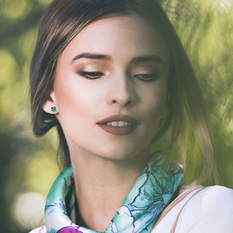 Zirconia Emerald silver earrings