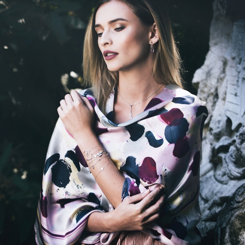 Silk shawl Laura Biagiotti Fuzzy Rose Areys