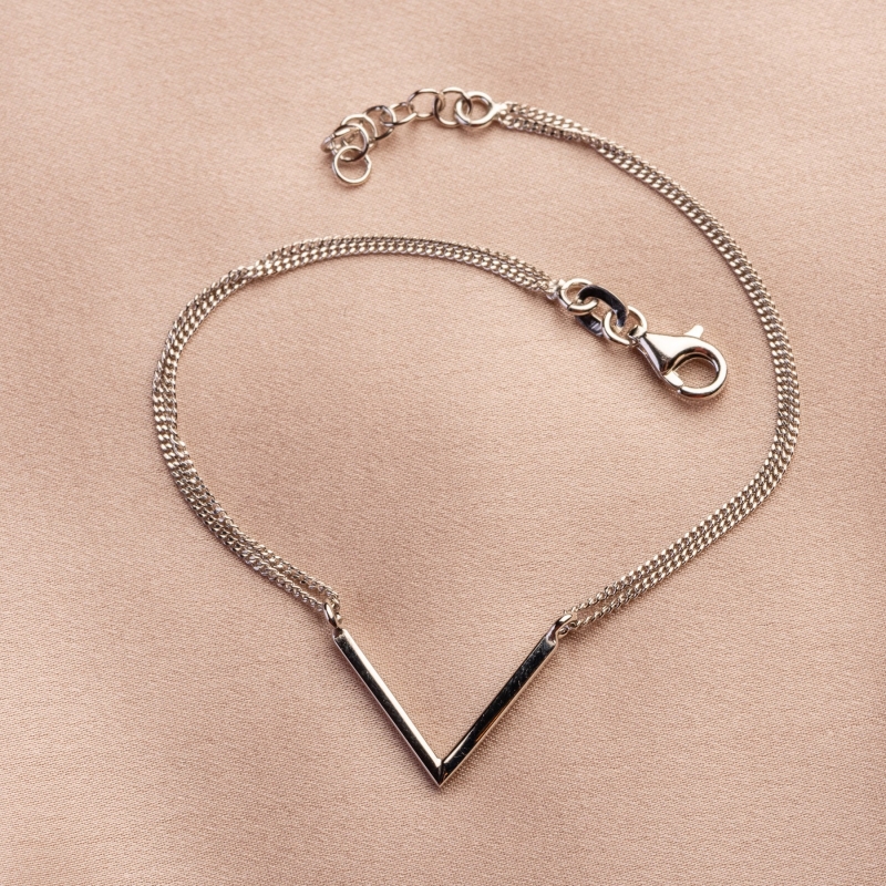 Bratara argint V for Victory