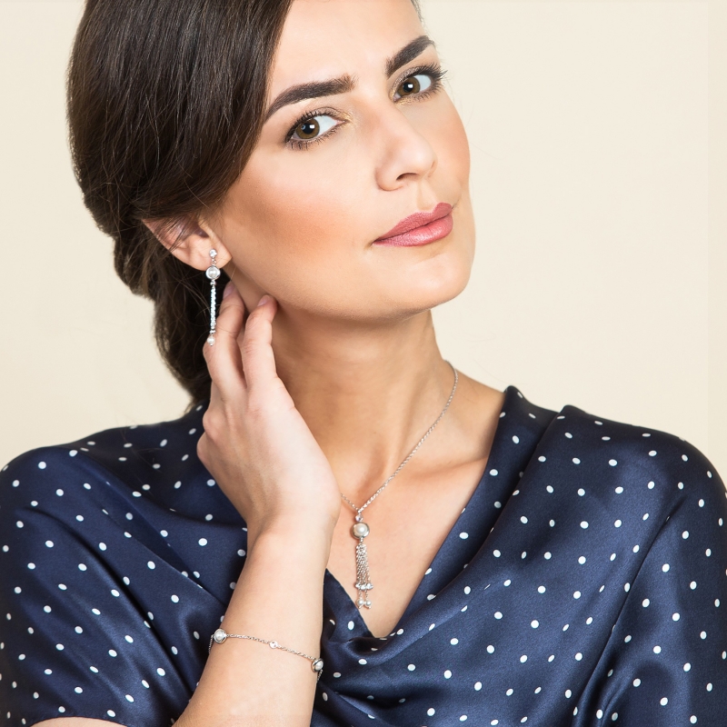 Sal matase Marina D'Este Polka Dots navy