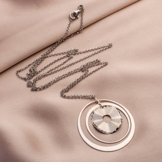 Gift: Silver necklace and bracelet Urban Energy
