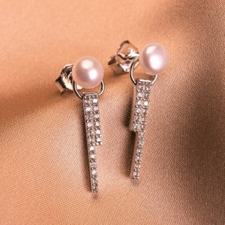 Sterling Silver Earrings  En Vogue cu perle albe