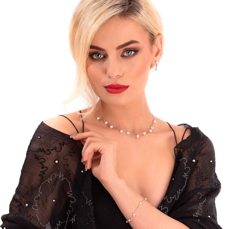 Sterling Silver Earrings  En Vogue cu perle albe