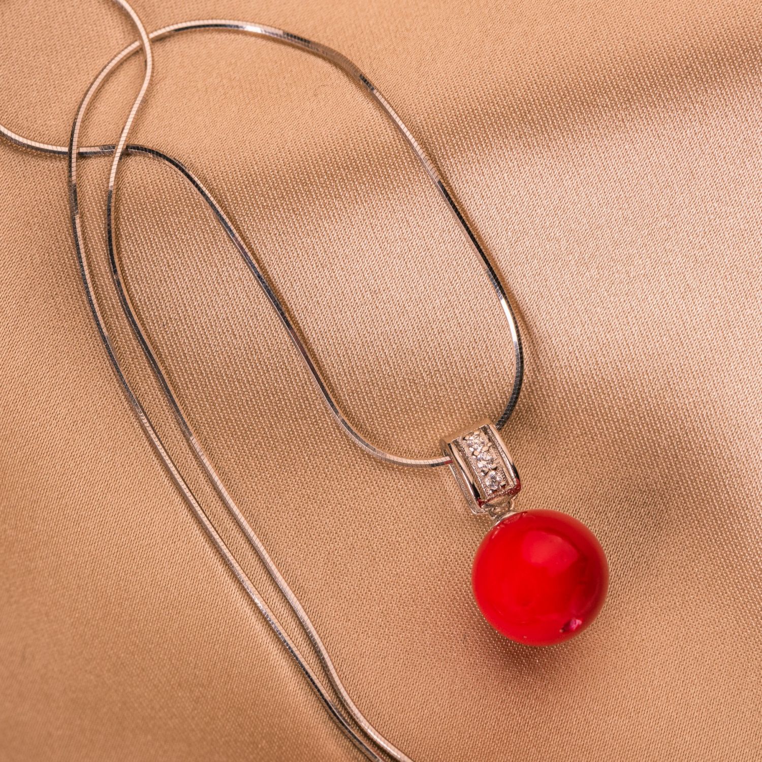 Silver pendant red coral